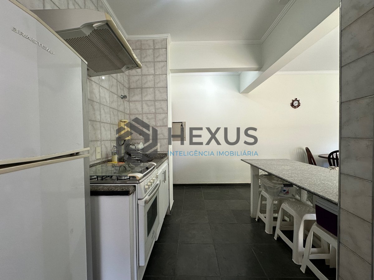 Foto 8 de Apartamento com varanda e lazer na Enseada, Guarujá
