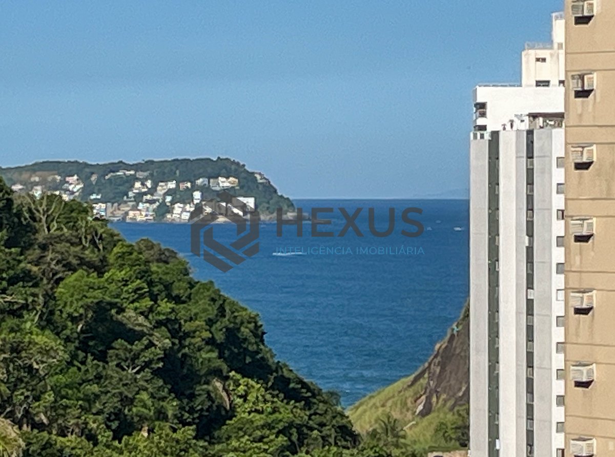 Foto 29 de Apartamento reformado com varanda vista mar e lazer a 1 quadra da praia nas Pitangueiras, Guarujá