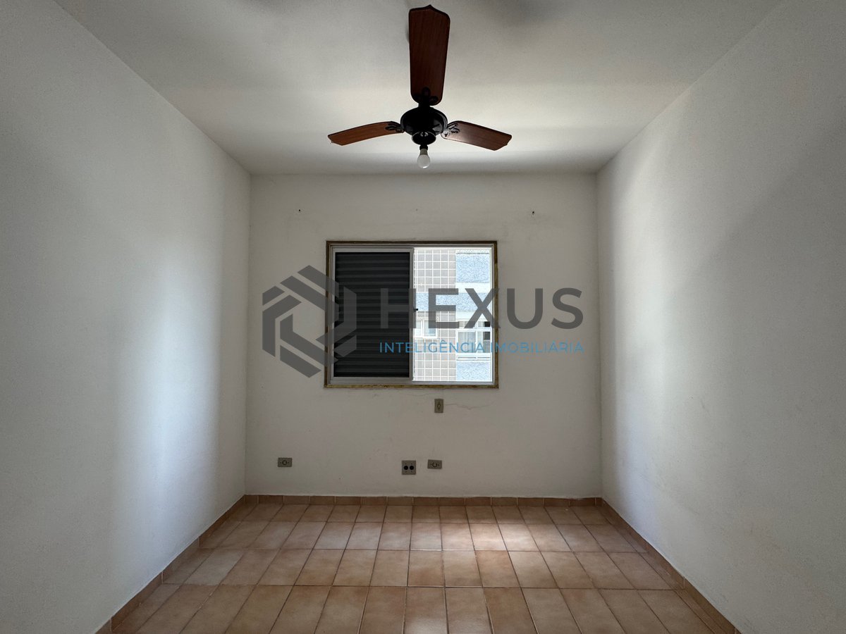 Foto 14 de Apartamento a 450m da praia no Jardim Astúrias, Guarujá