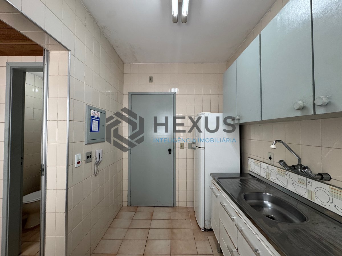 Foto 18 de Apartamento a 450m da praia no Jardim Astúrias, Guarujá
