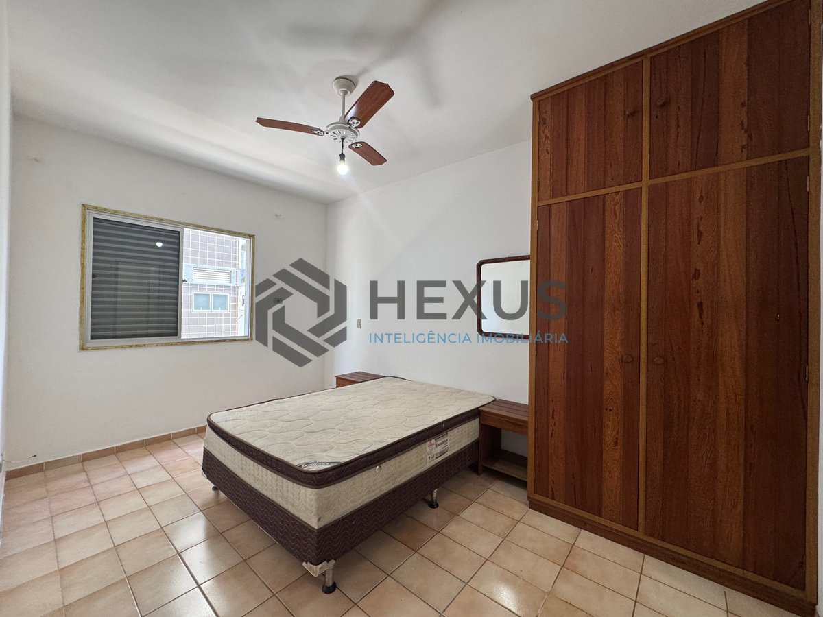 Foto 9 de Apartamento a 450m da praia no Jardim Astúrias, Guarujá
