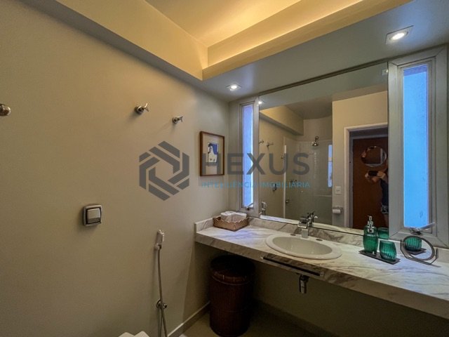 Foto 35 de Apartamento com varanda e vaga à venda, Pitangueiras, Guarujá, SP