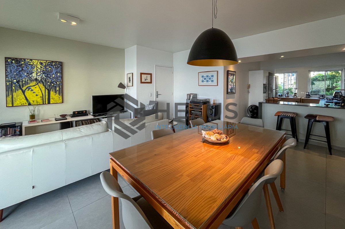 Foto 6 de Apartamento com varanda e vaga à venda, Pitangueiras, Guarujá, SP