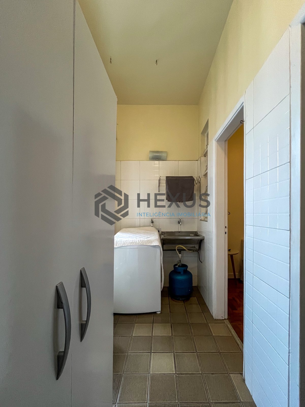 Foto 40 de Apartamento frente mar com vista mar e lazer nas Pitangueiras, Guarujá