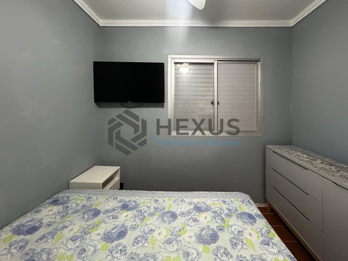 Foto 17 de Apartamento com varanda e lazer a 150m da praia na Enseada, Guarujá