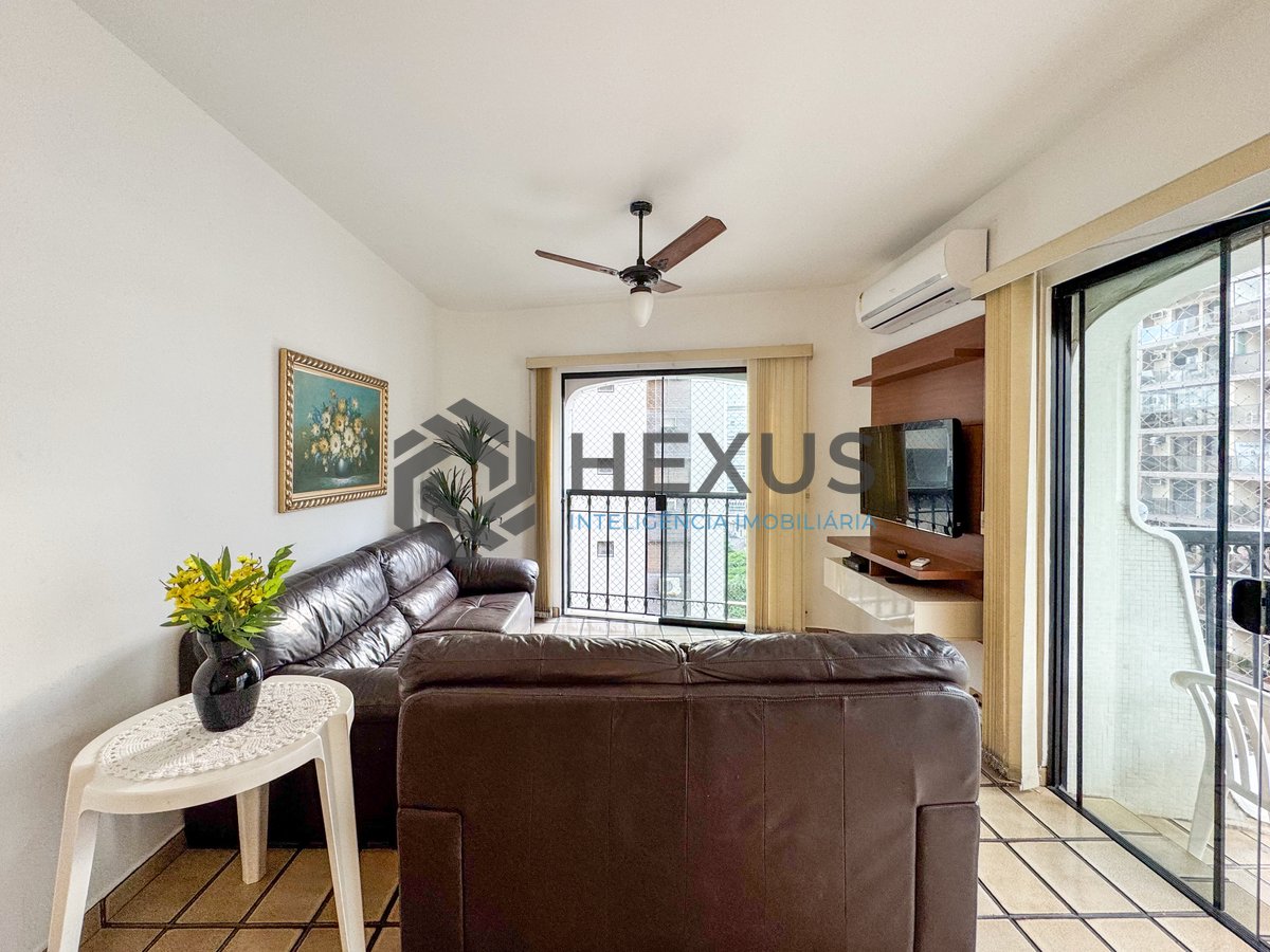 Foto 6 de Apartamento com varanda e lazer a 240m da praia nas Pitangueiras, Guarujá
