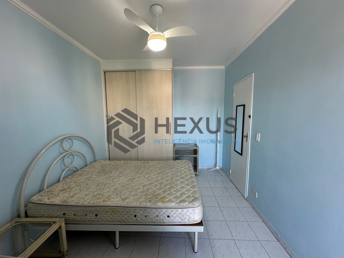 Foto 16 de Apartamento com varanda e lazer a 500m da praia na Enseada, Guarujá