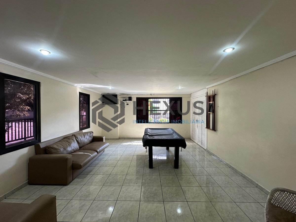 Foto 24 de Apartamento com varanda e lazer a 500m da praia na Enseada, Guarujá