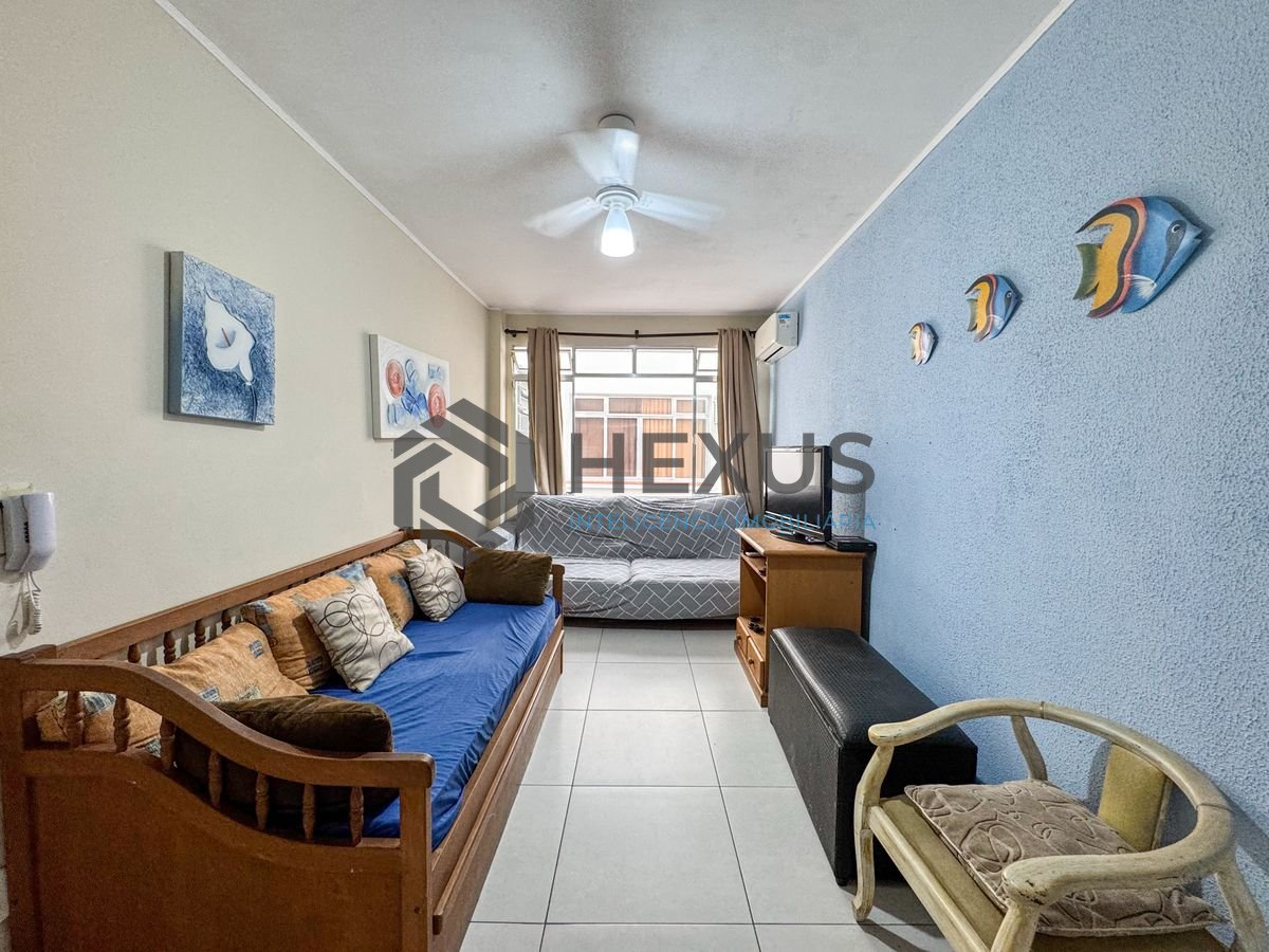 Foto 4 de Apartamento a 150m da praia na região da Vila Alzira no Jardim Astúrias, Guarujá