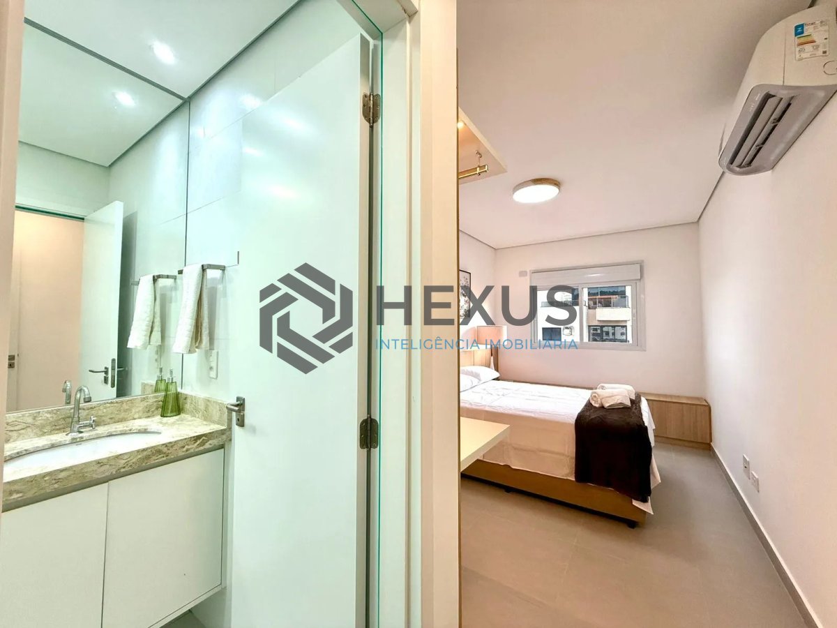 Foto 8 de Apartamento com varanda gourmet vista mar e lazer na Enseada, Guarujá