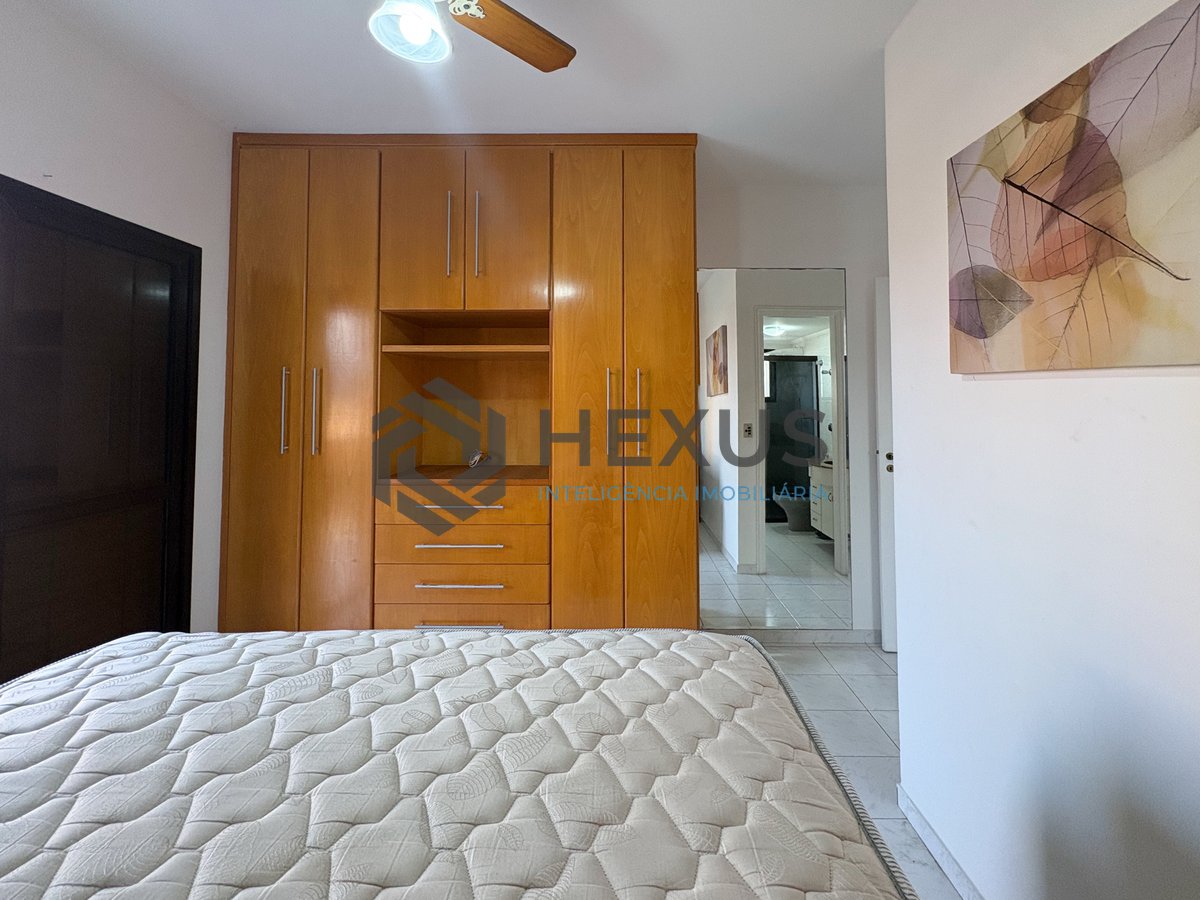 Foto 17 de Apartamento com varanda vista mar e lazer na Enseada, Guarujá
