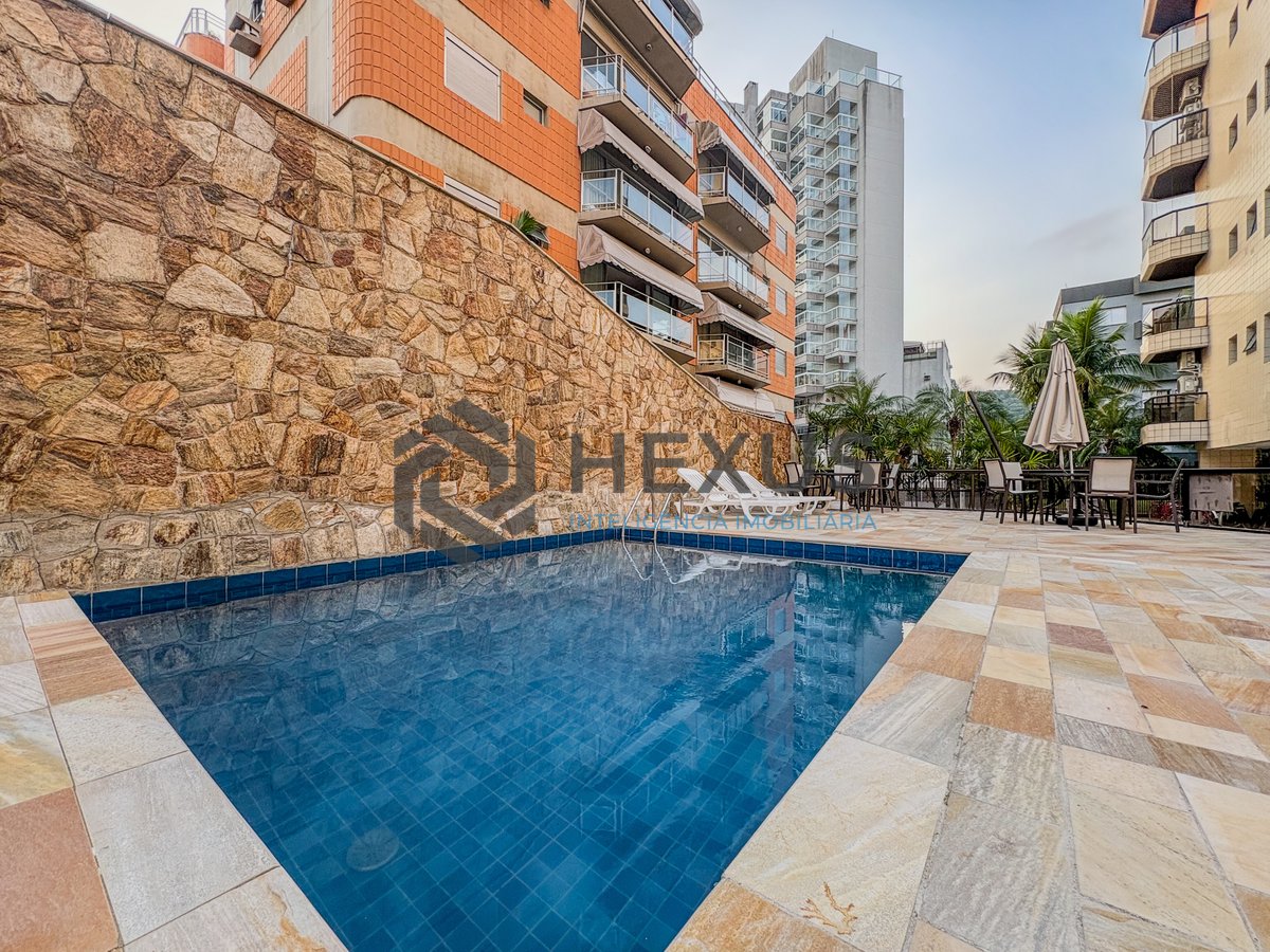 Foto 21 de Apartamento com varanda vista mar e lazer na Enseada, Guarujá