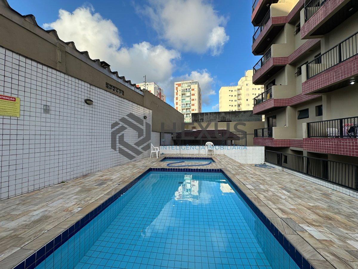 Foto 21 de Apartamento com varanda vista mar e lazer a 800m da praia na Enseada, Guarujá