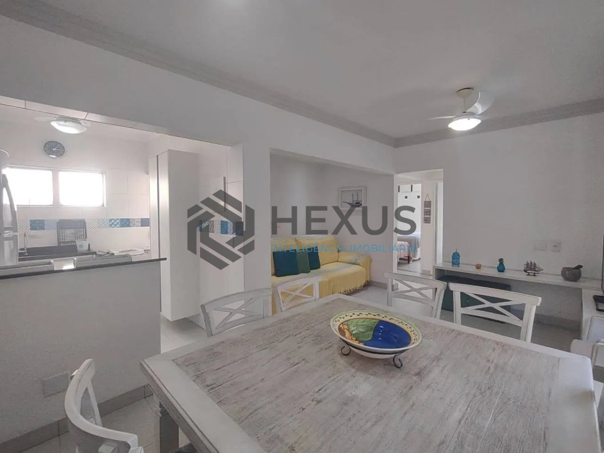 Foto 3 de Apartamento com varanda e lazer na Enseada, Guarujá