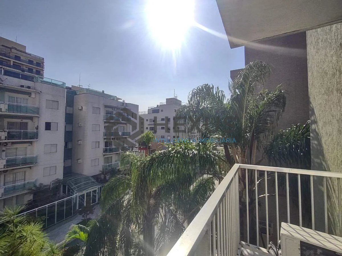 Foto 9 de Apartamento com varanda e lazer na Enseada, Guarujá