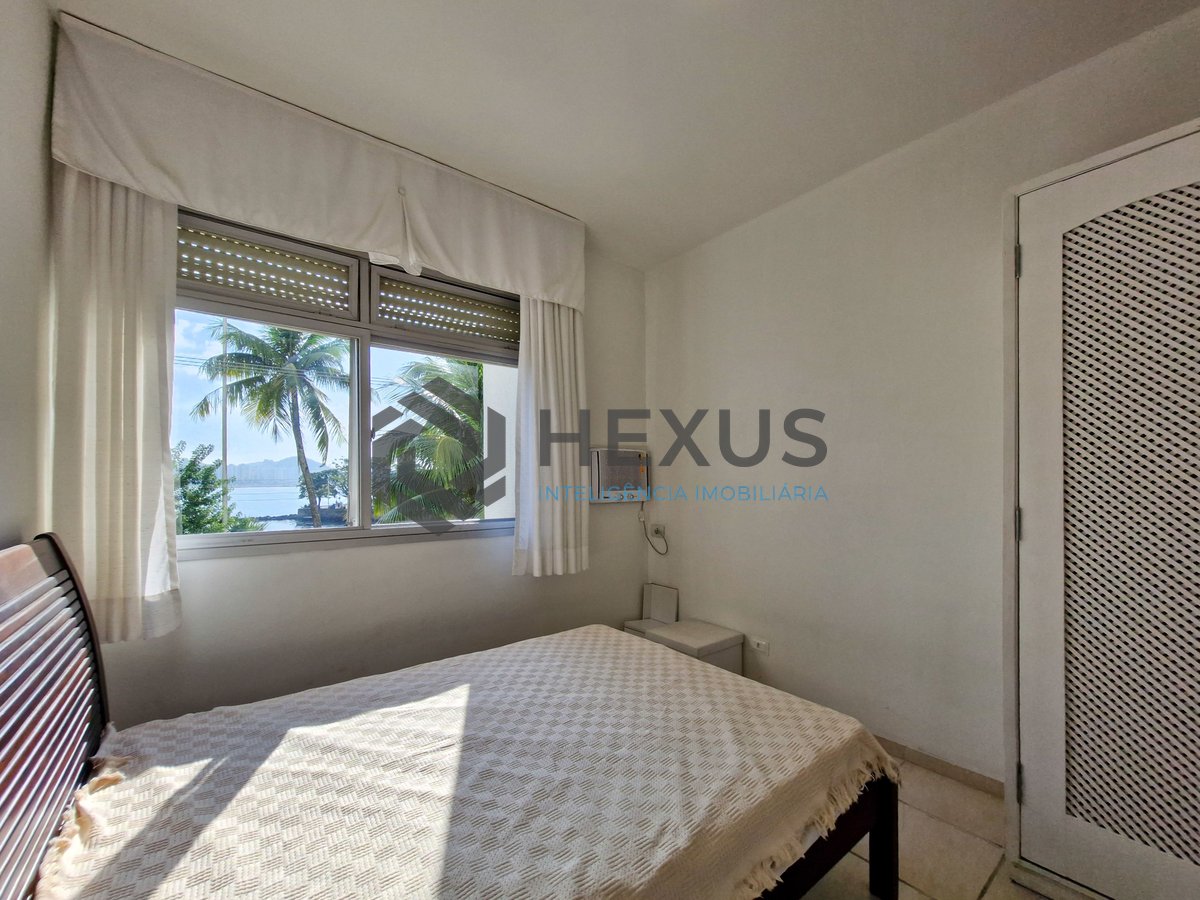 Foto 14 de Apartamento frente mar com varanda vista mar e lazer no Jardim Astúrias, Guarujá