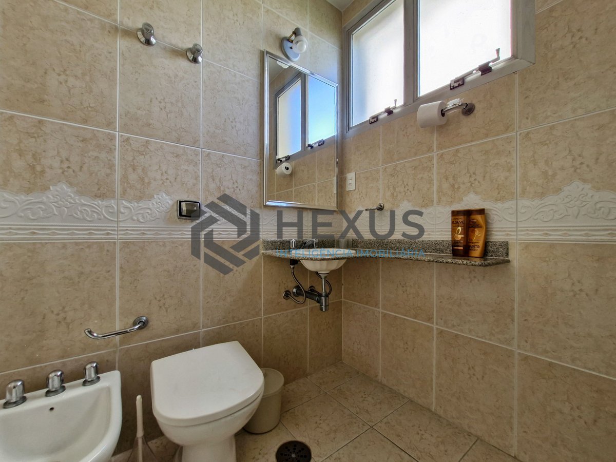 Foto 17 de Apartamento frente mar com varanda vista mar e lazer no Jardim Astúrias, Guarujá