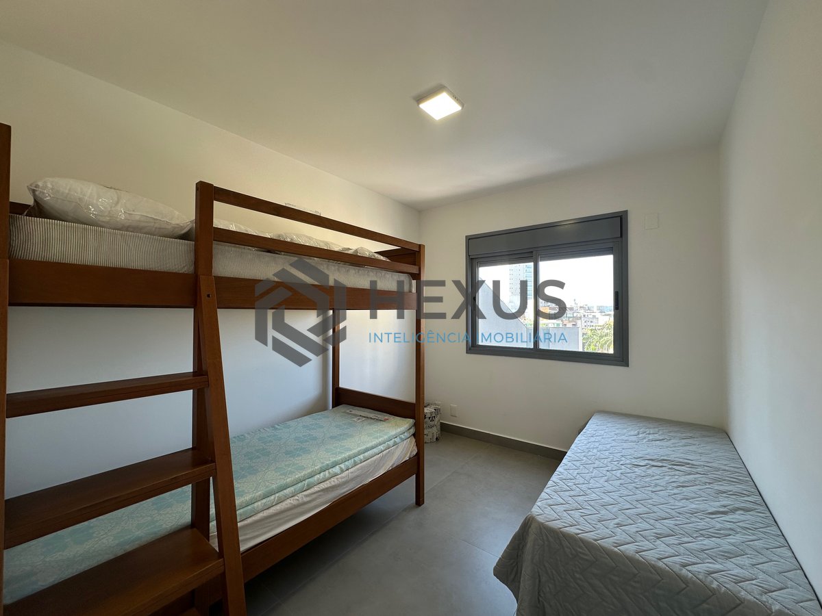Foto 12 de Apartamento com varanda gourmet e lazer a 300m da praia na Enseada, Guarujá