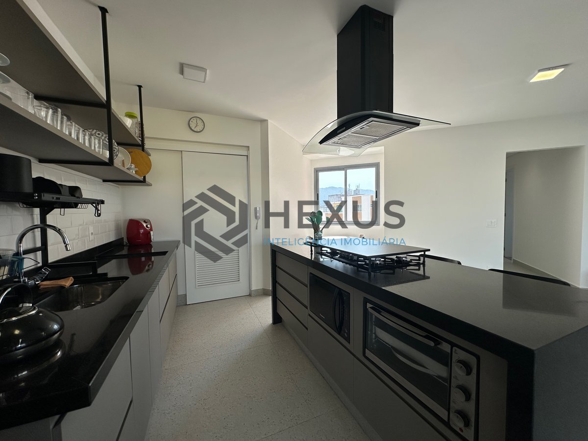 Foto 6 de Apartamento com varanda gourmet e lazer a 300m da praia na Enseada, Guarujá
