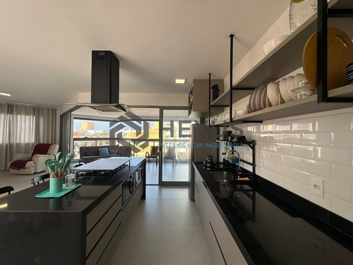 Foto 8 de Apartamento com varanda gourmet e lazer a 300m da praia na Enseada, Guarujá