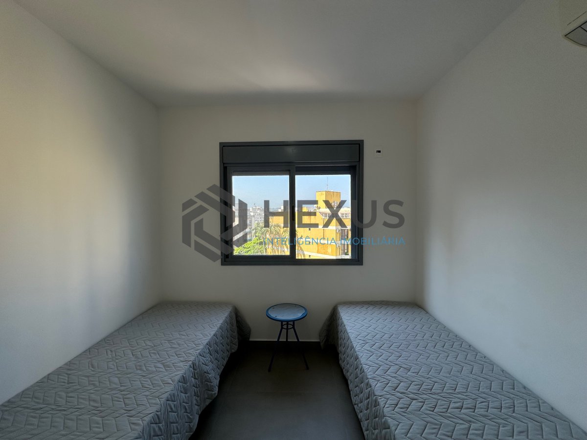 Foto 10 de Apartamento com varanda gourmet e lazer a 300m da praia na Enseada, Guarujá