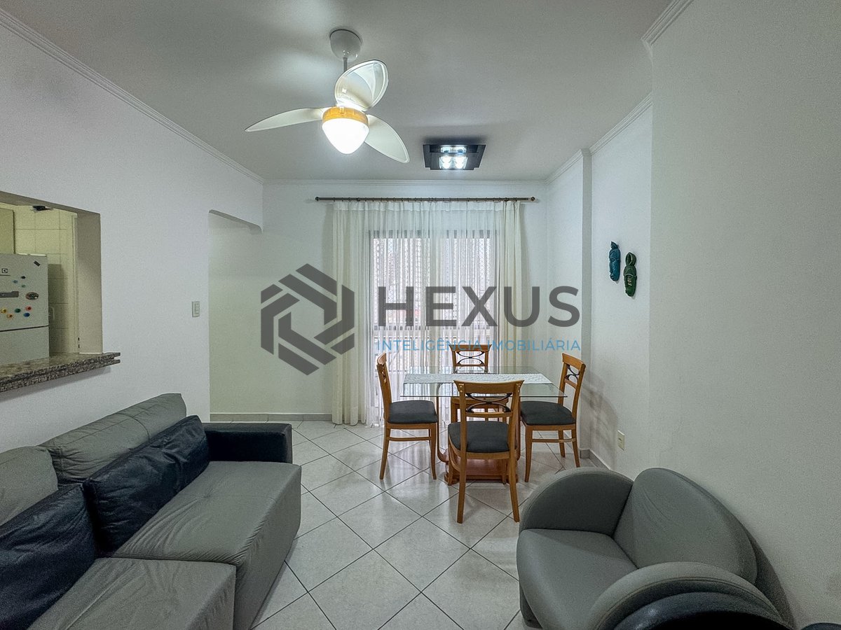 Foto 5 de Apartamento reformado com varanda e lazer no Jardim Astúrias, Guarujá
