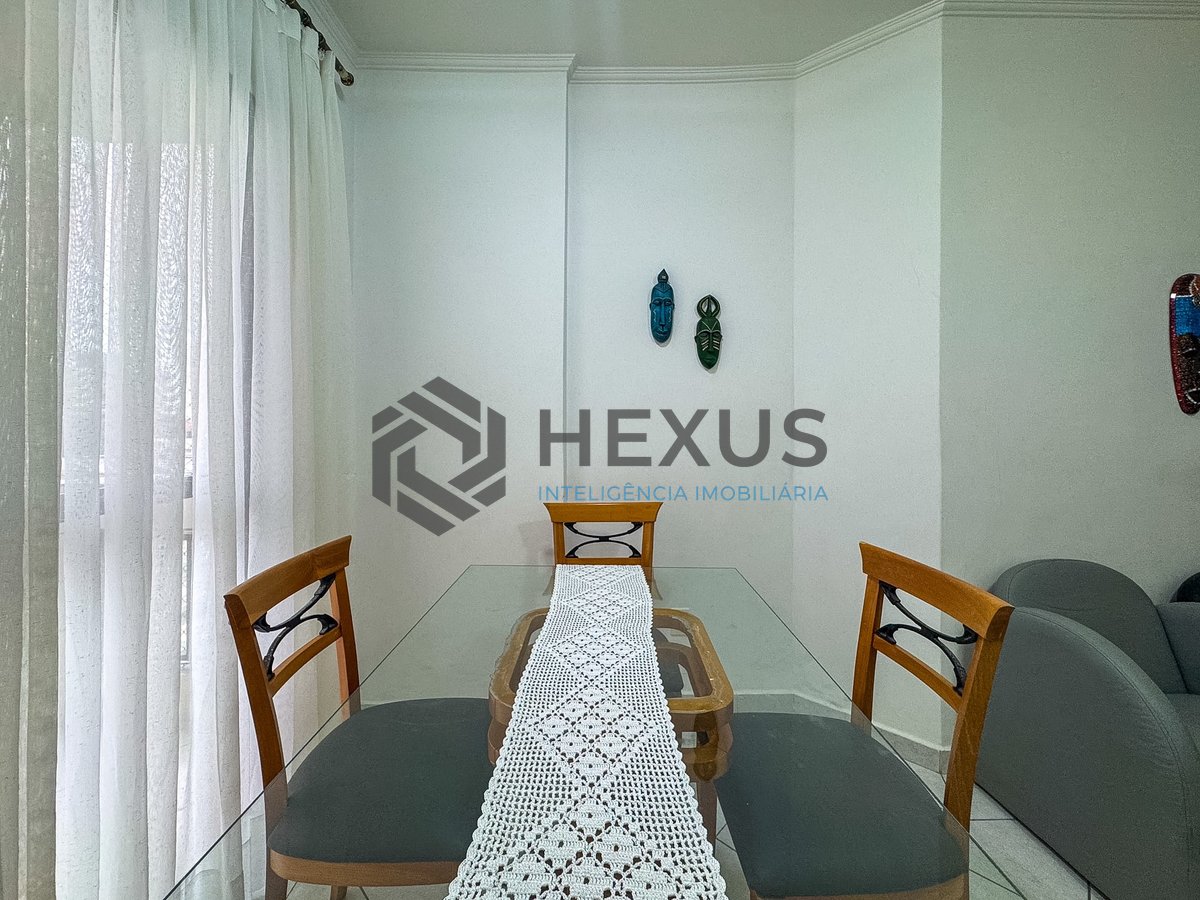 Foto 7 de Apartamento reformado com varanda e lazer no Jardim Astúrias, Guarujá