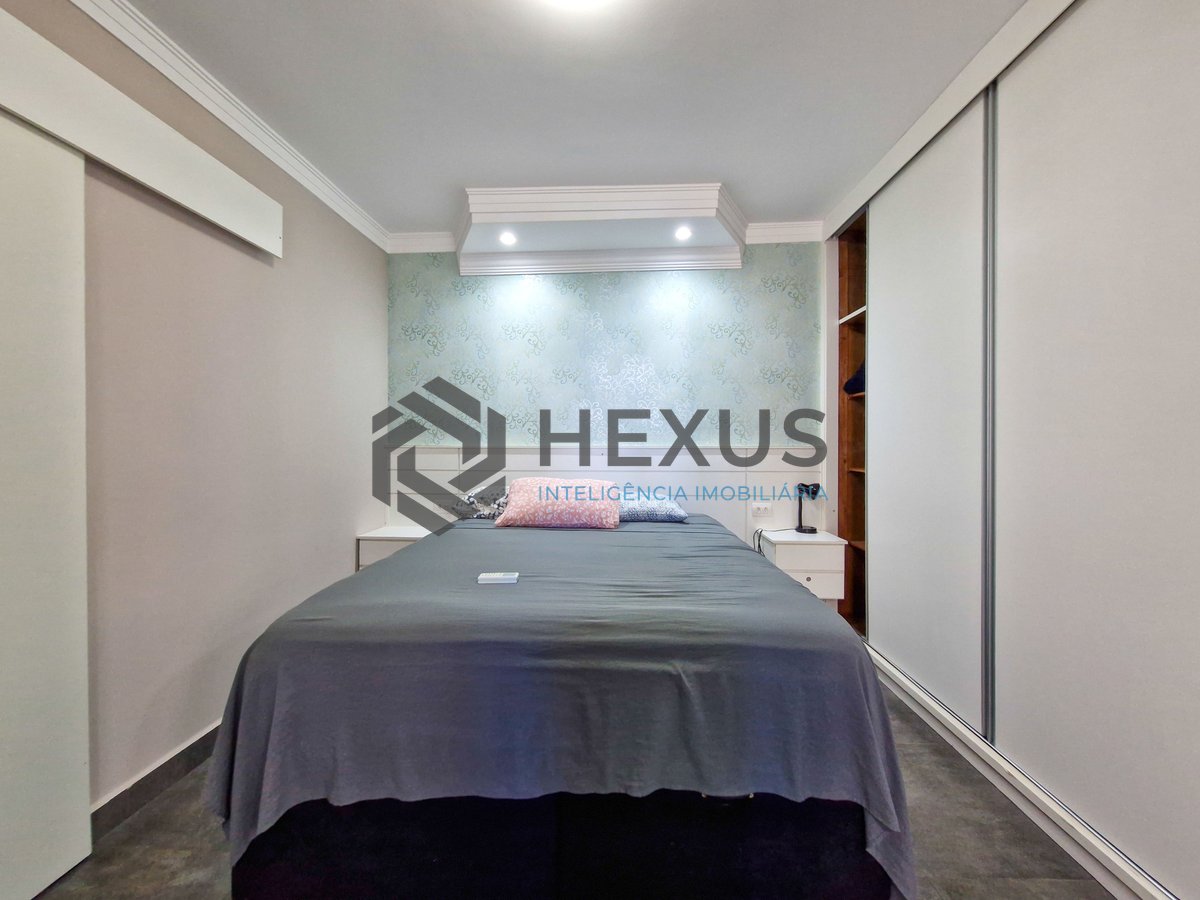 Foto 12 de Apartamento com varanda a 1 quadra da praia nas Pitangueiras, Guarujá, SP