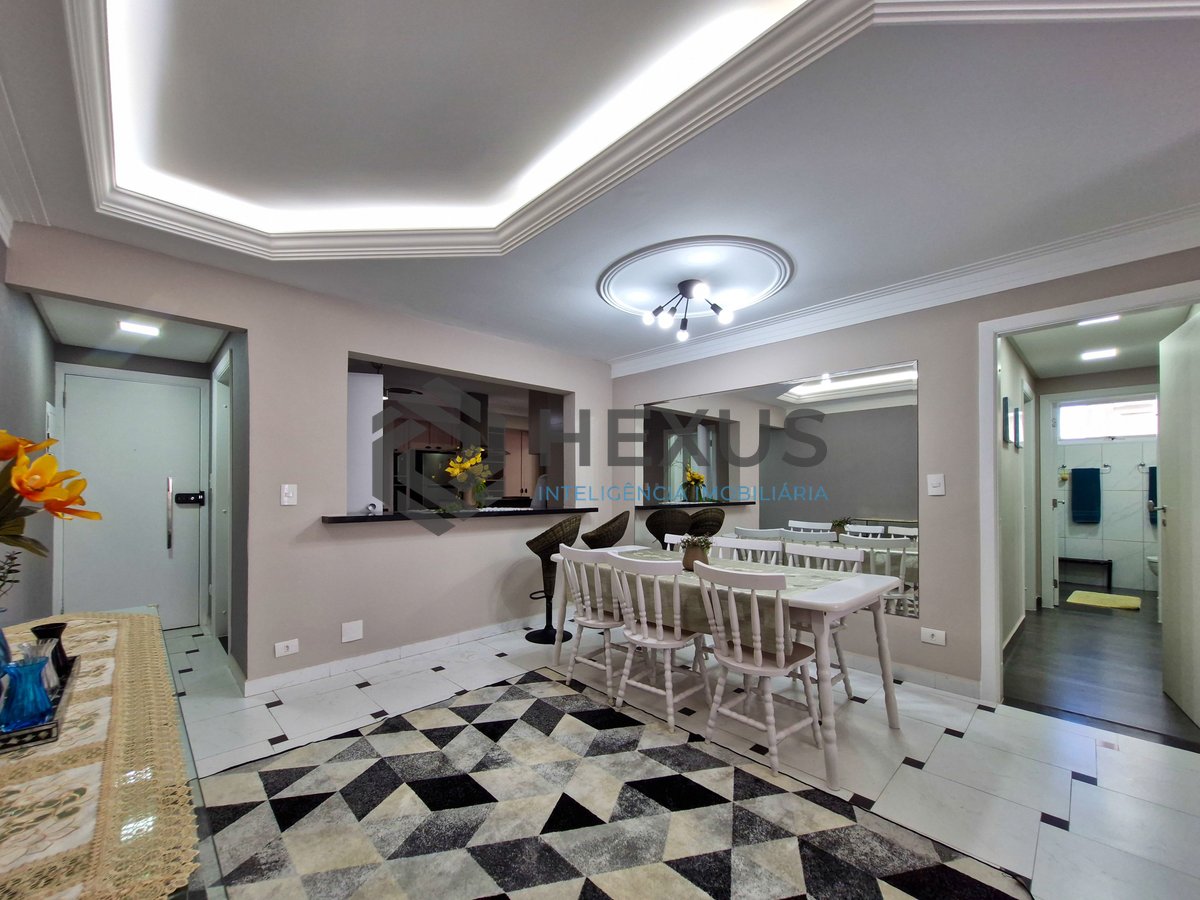Foto 13 de Apartamento com varanda a 1 quadra da praia nas Pitangueiras, Guarujá, SP