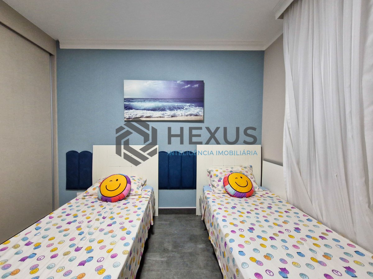 Foto 21 de Apartamento com varanda a 1 quadra da praia nas Pitangueiras, Guarujá, SP
