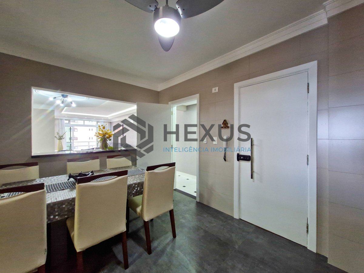 Foto 29 de Apartamento com varanda a 1 quadra da praia nas Pitangueiras, Guarujá, SP