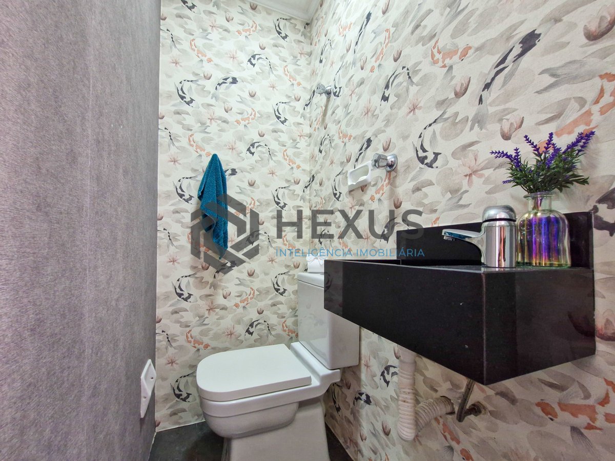Foto 36 de Apartamento com varanda a 1 quadra da praia nas Pitangueiras, Guarujá, SP