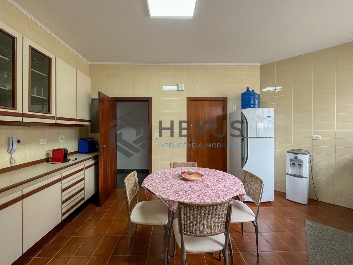 Foto 34 de Apartamento com varanda e lazer na região do Região dos Hotéis na Enseada, Guarujá