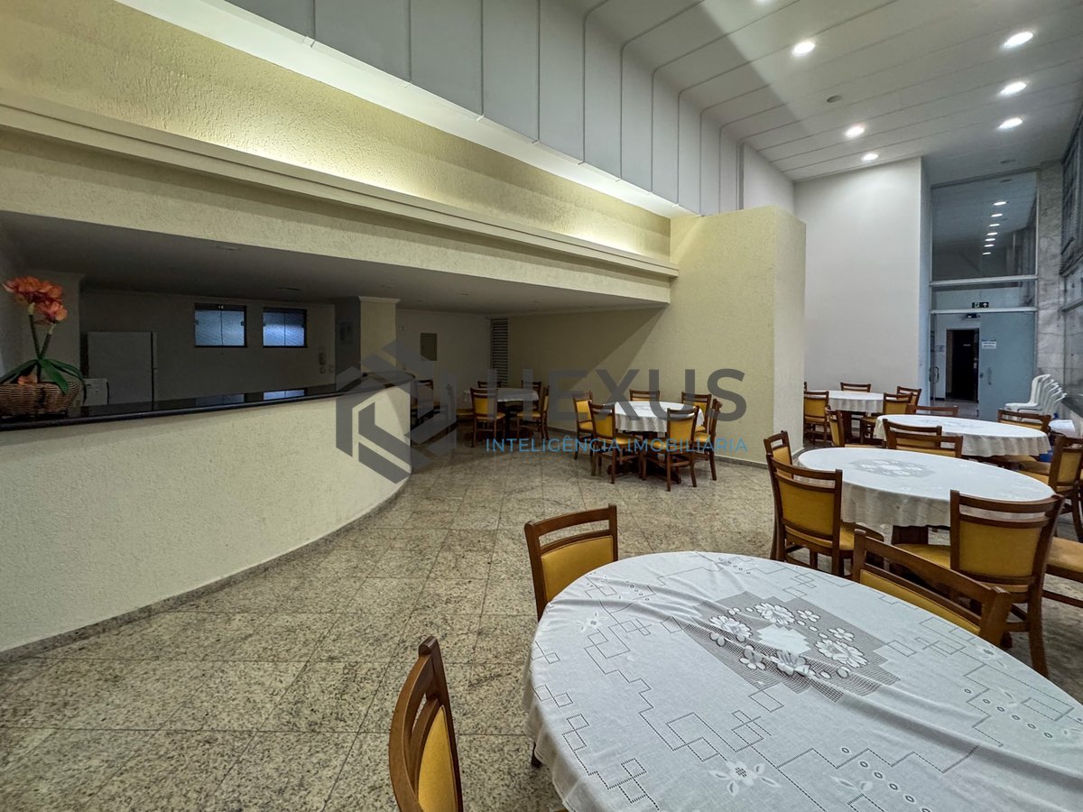 Foto 20 de Apartamento reformado e lazer a 1 quadra da praia nas Pitangueiras, Guarujá