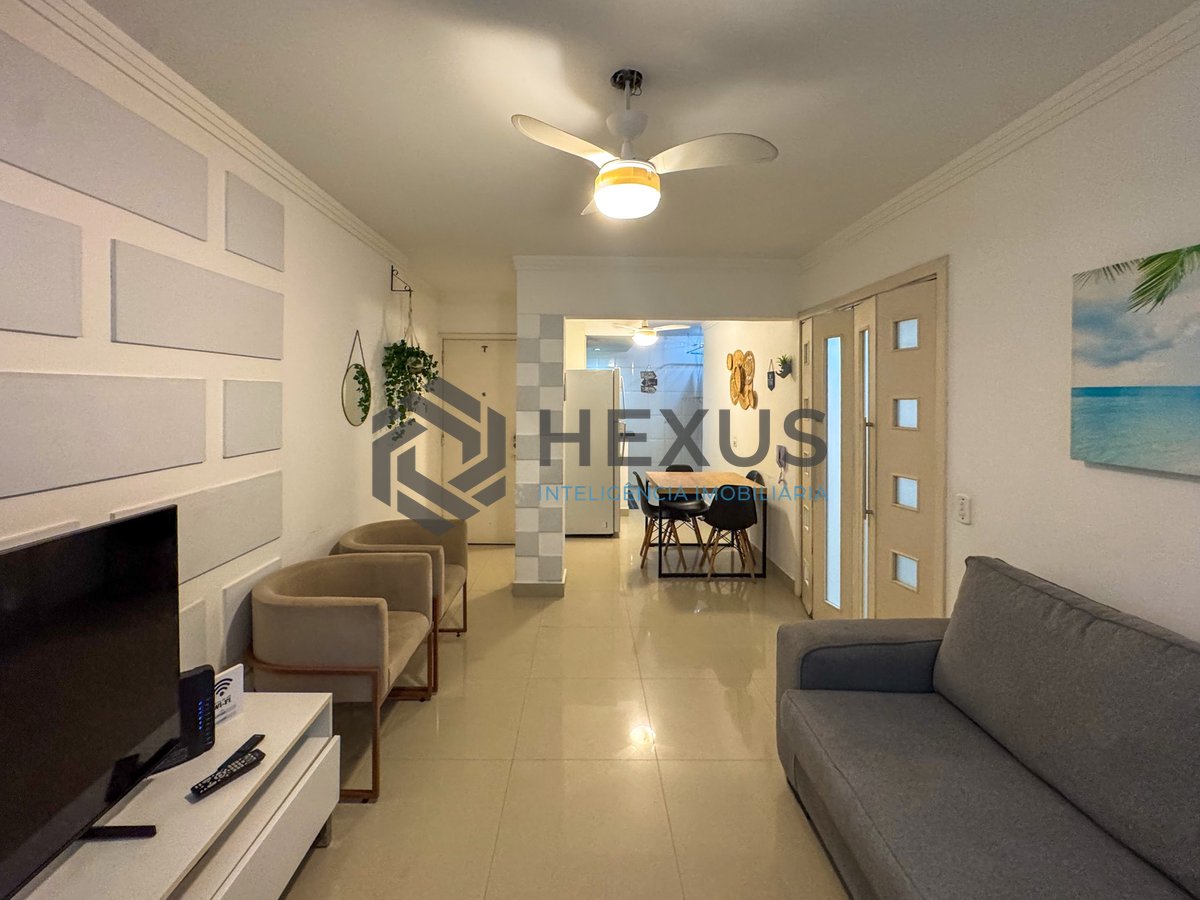 Foto 3 de Apartamento reformado e lazer a 1 quadra da praia nas Pitangueiras, Guarujá