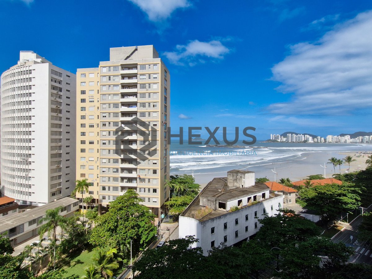 Foto 21 de Apartamento reformado frente mar com varanda e lazer nas Pitangueiras, Guarujá