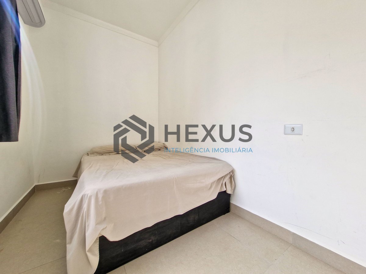 Foto 33 de Apartamento reformado frente mar com varanda e lazer nas Pitangueiras, Guarujá