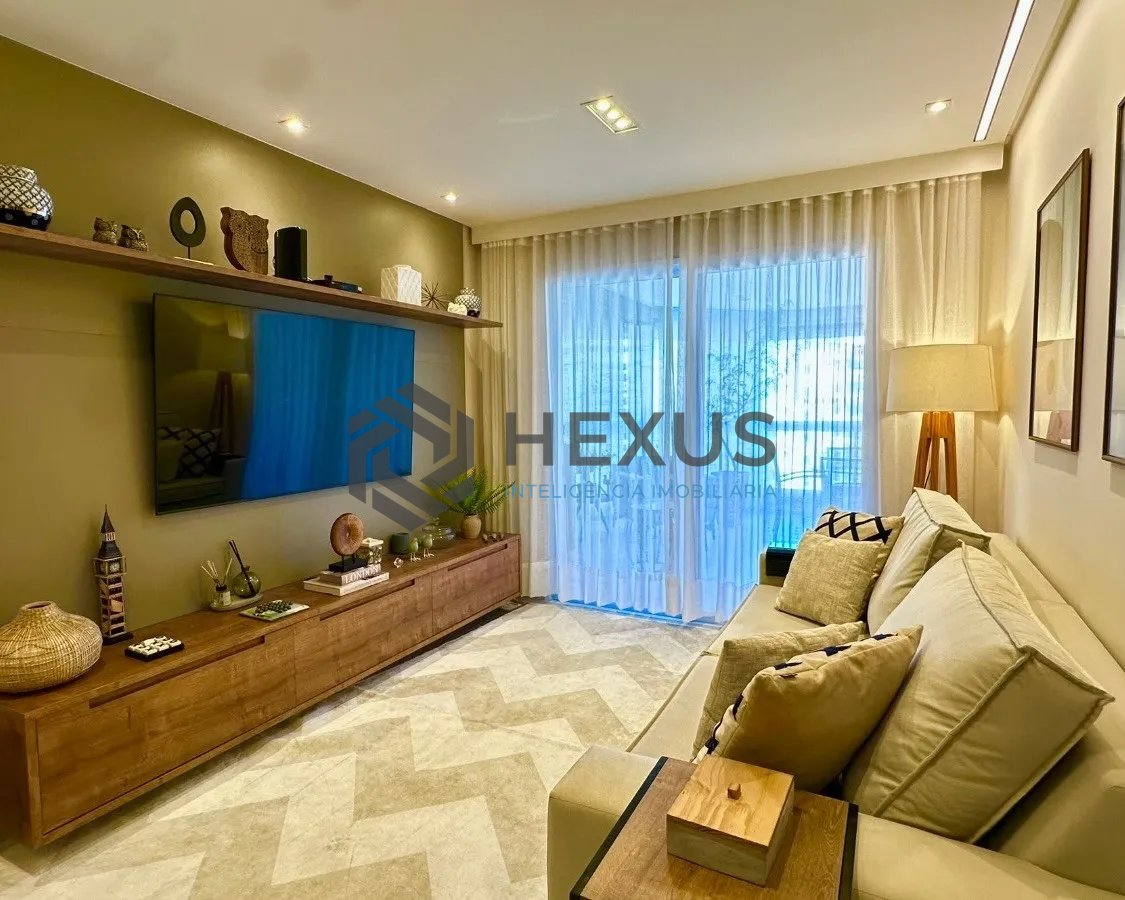 Foto 16 de Apartamento reformado com varanda gourmet e lazer a 200m da praia nas Pitangueiras, Guarujá