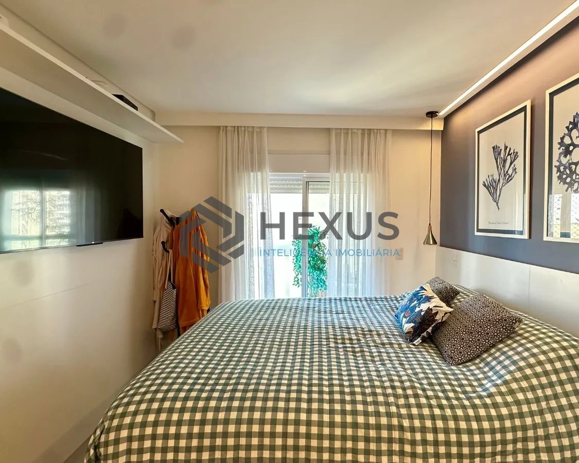 Foto 22 de Apartamento reformado com varanda gourmet e lazer a 200m da praia nas Pitangueiras, Guarujá