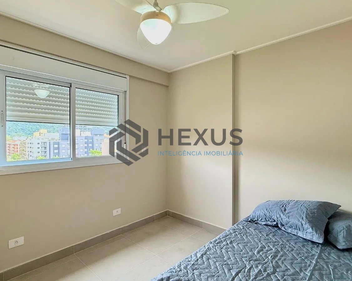 Foto 21 de Apartamento reformado com varanda gourmet vista mar e lazer a 100m da praia na Enseada, Guarujá