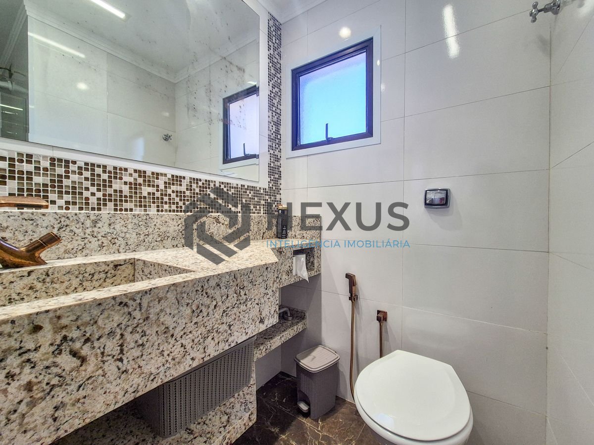 Foto 17 de Apartamento com varanda e lazer na região da Barra Funda nas Pitangueiras, Guarujá