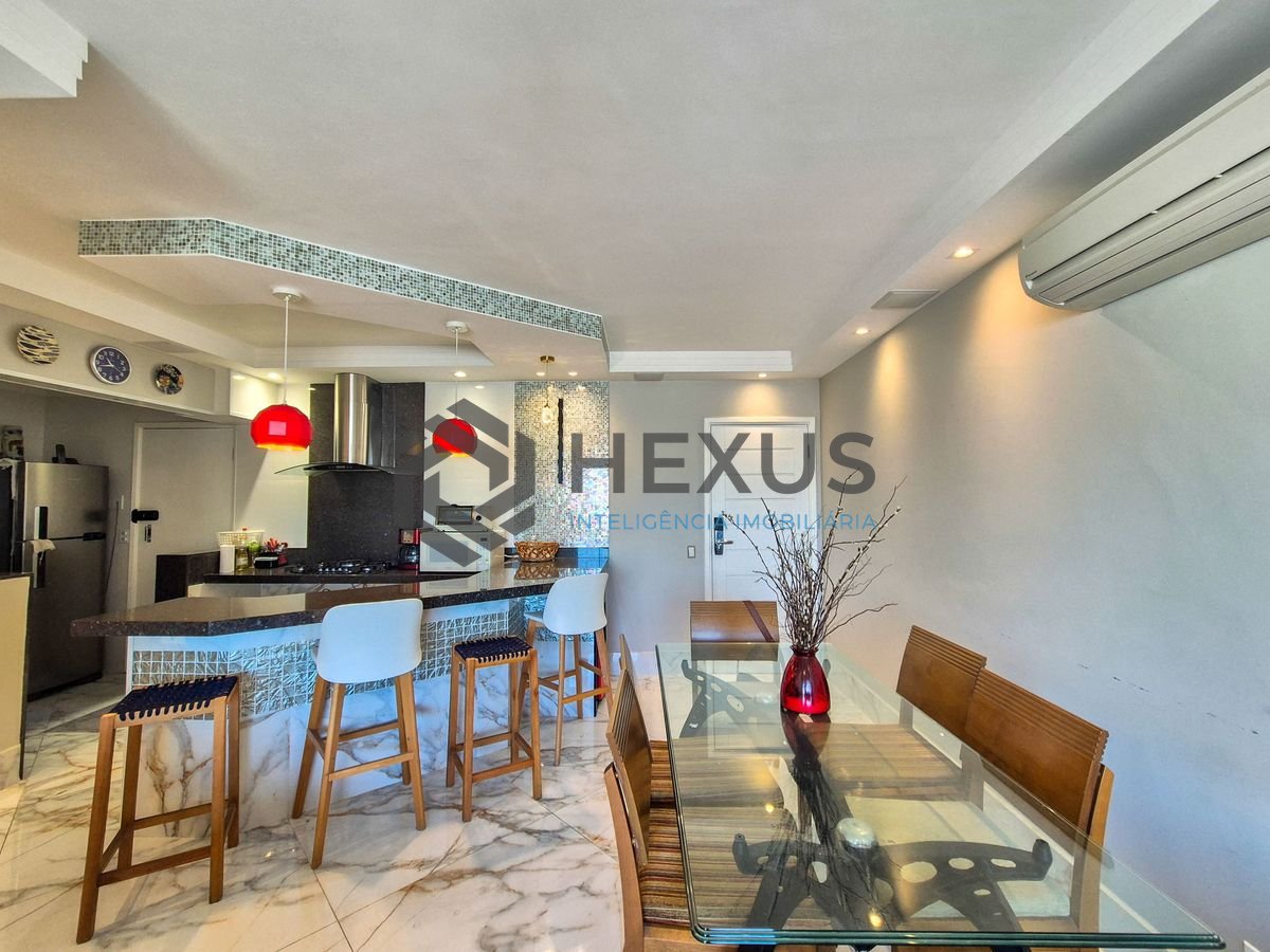 Foto 4 de Apartamento com varanda e lazer na região da Barra Funda nas Pitangueiras, Guarujá