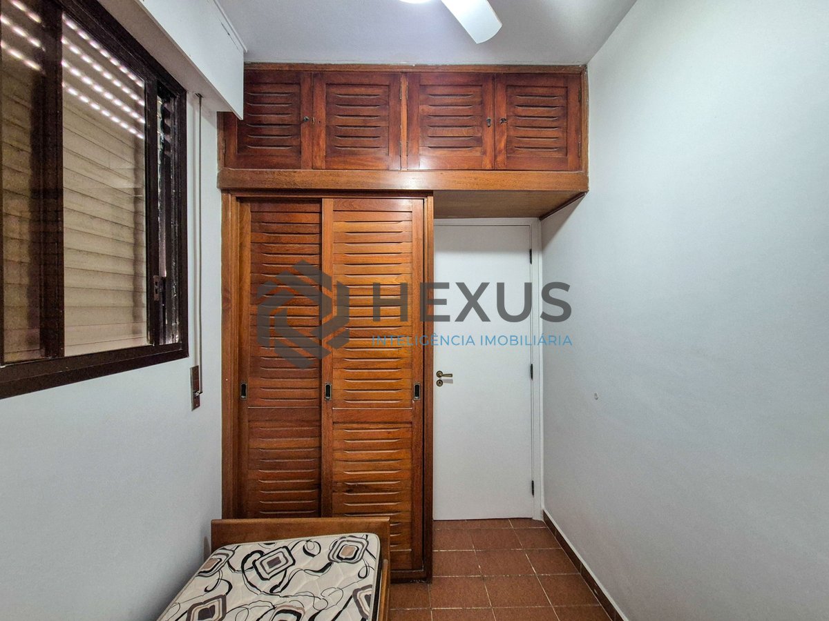 Foto 11 de Apartamento com varanda vista mar e lazer a 1 quadra da praia nas Pitangueiras, Guarujá