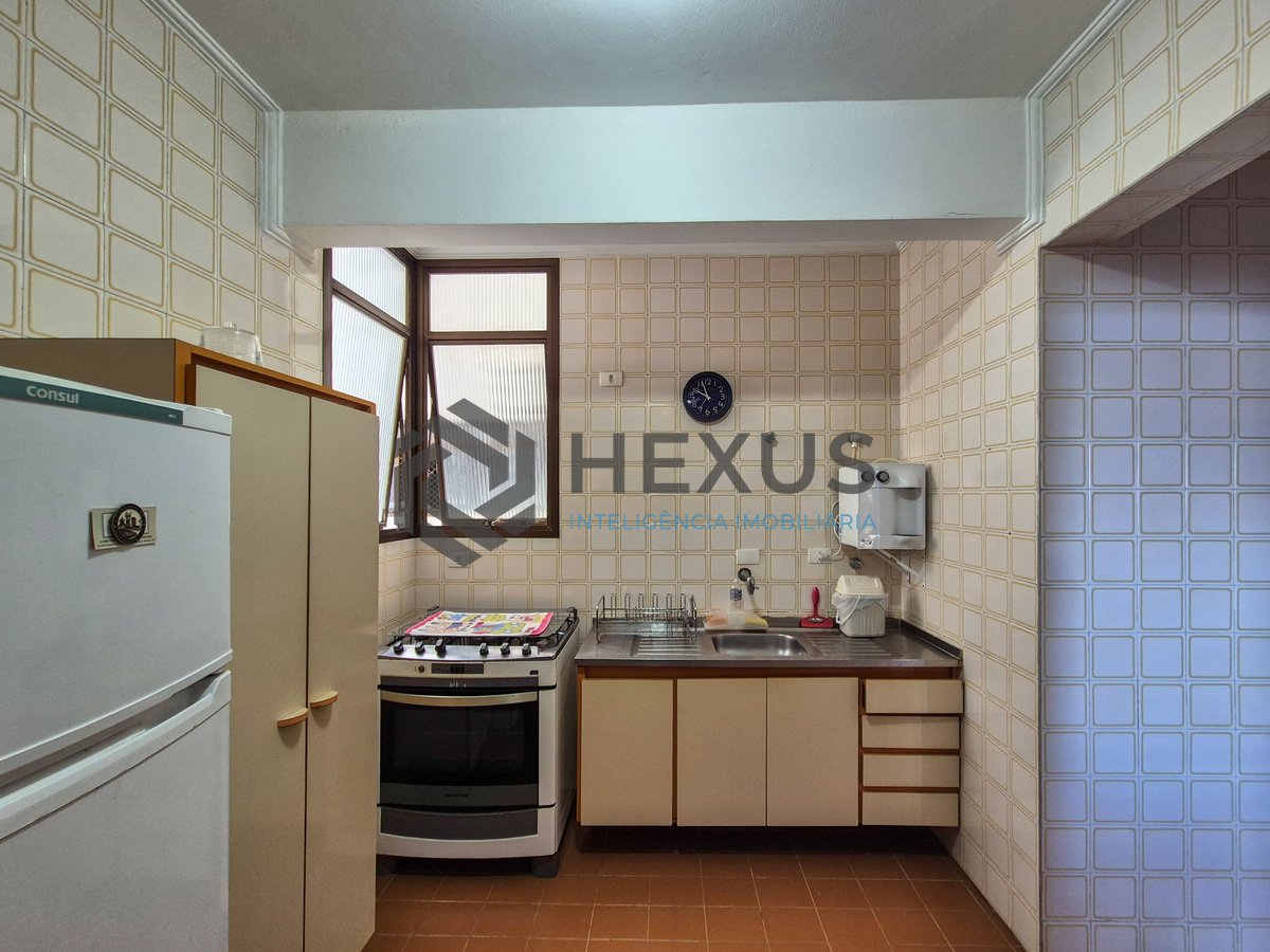 Foto 16 de Apartamento com varanda vista mar e lazer a 1 quadra da praia nas Pitangueiras, Guarujá
