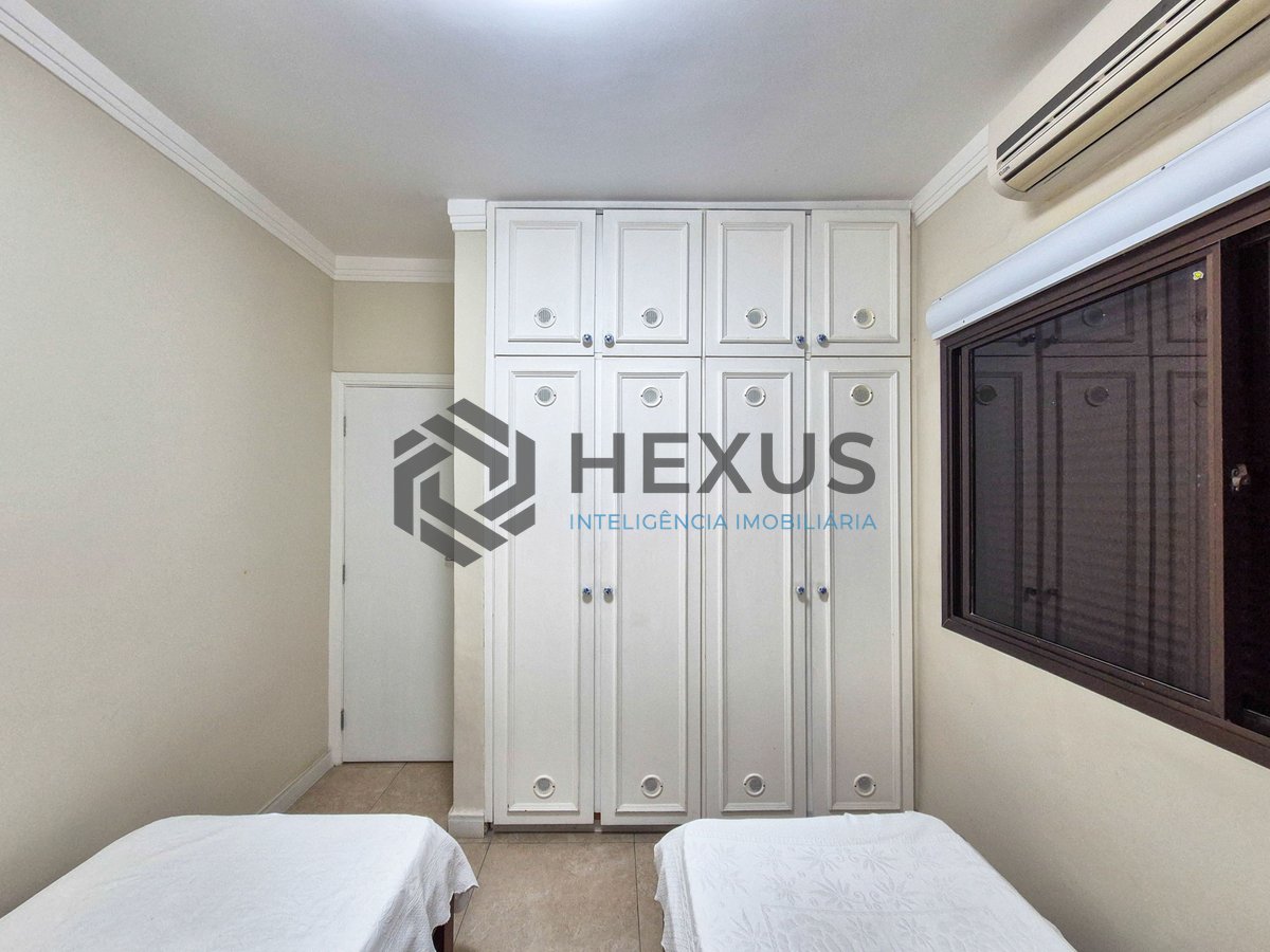 Foto 15 de Apartamento com varanda vista mar e lazer nas Pitangueiras, Guarujá