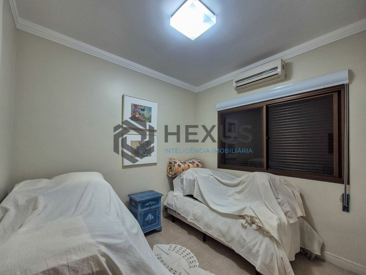 Foto 22 de Apartamento com varanda vista mar e lazer nas Pitangueiras, Guarujá
