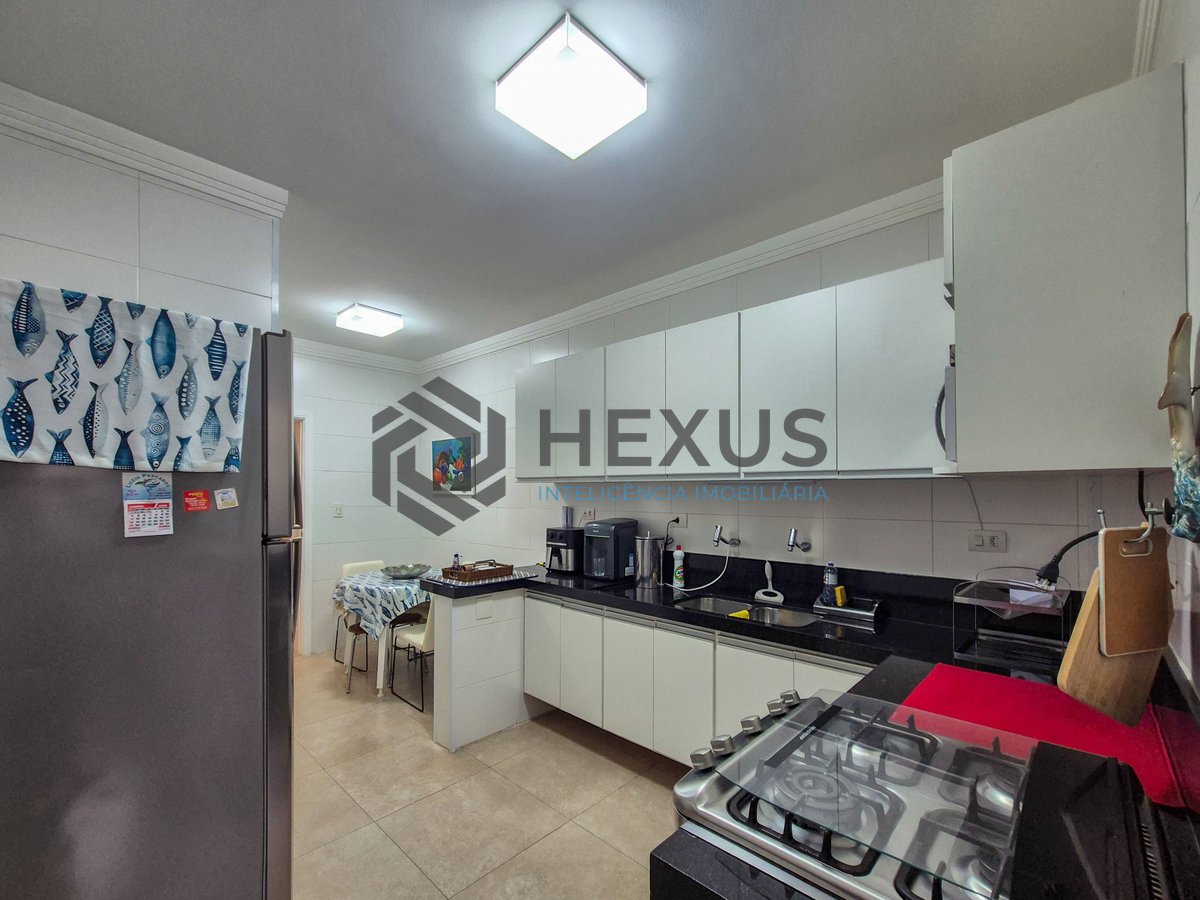 Foto 34 de Apartamento com varanda vista mar e lazer nas Pitangueiras, Guarujá