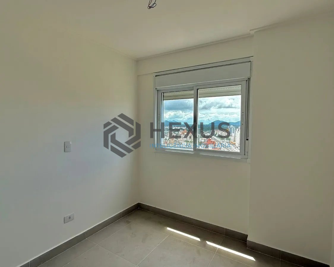 Foto 20 de Apartamento com varanda gourmet vista mar e lazer a 100m da praia na Enseada, Guarujá
