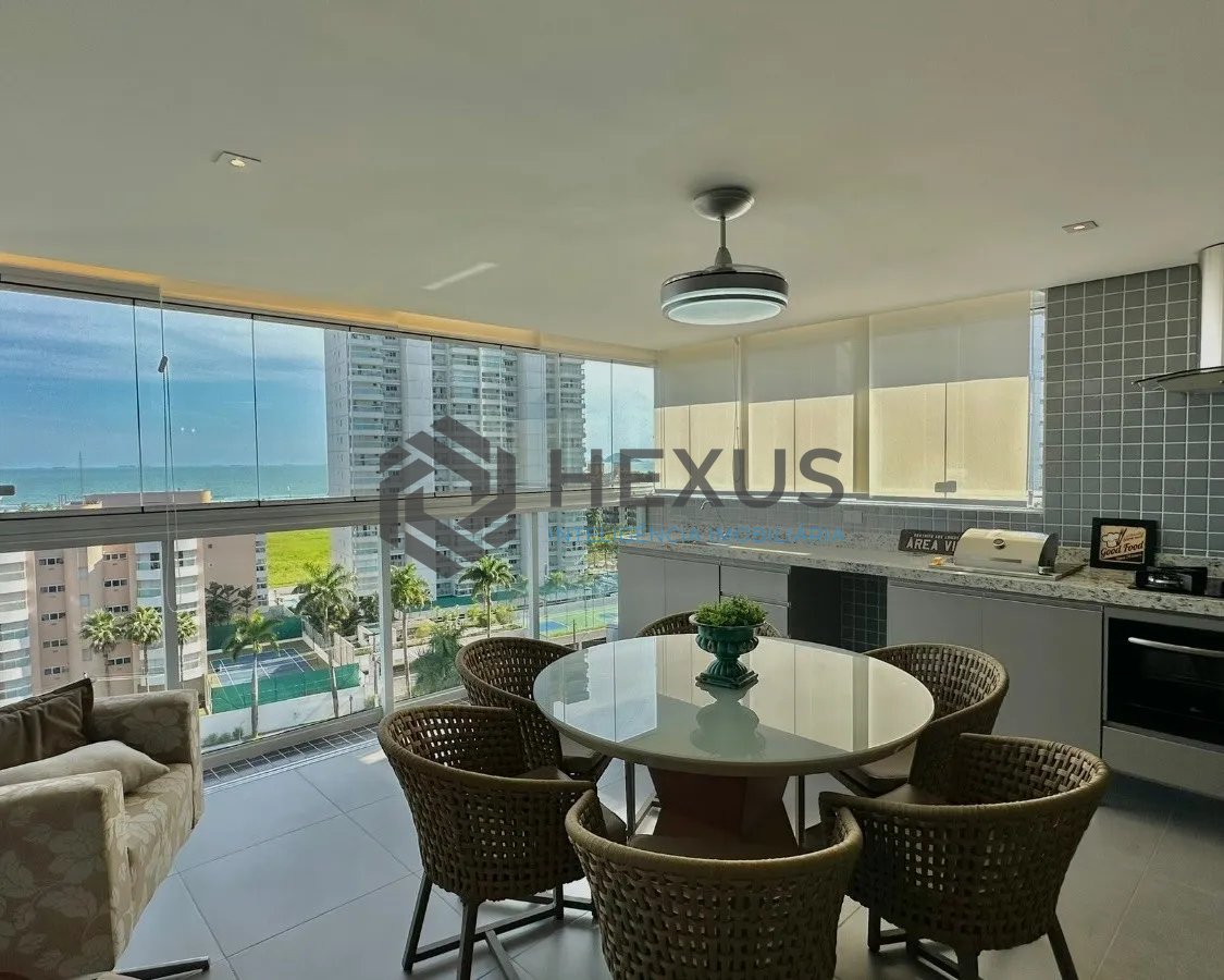 Foto 2 de Apartamento reformado com varanda gourmet vista mar e lazer a 100m da praia na Enseada, Guarujá
