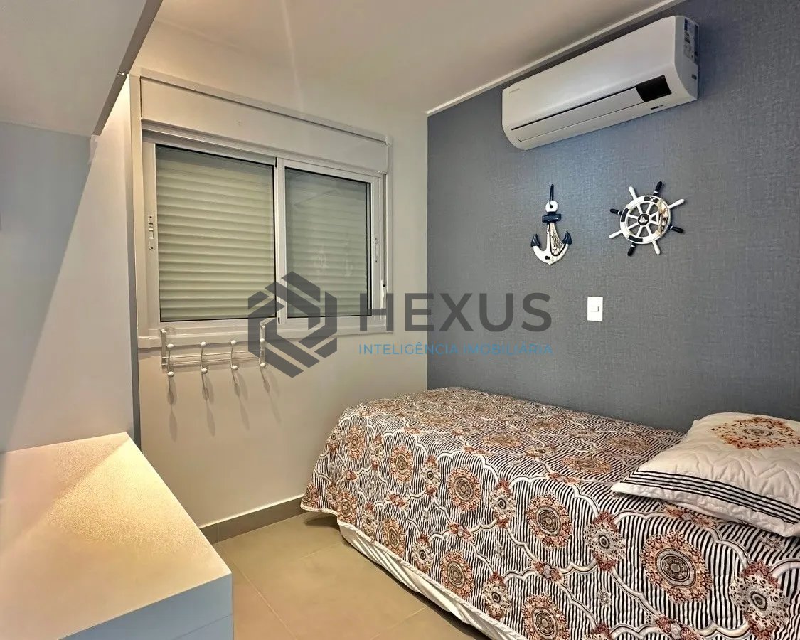 Foto 18 de Apartamento reformado com varanda gourmet vista mar e lazer a 100m da praia na Enseada, Guarujá
